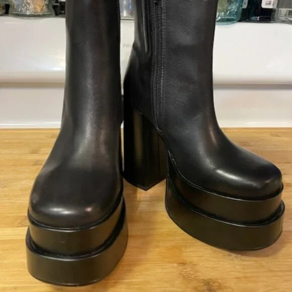 Retro 1970s Cobra Leather Platform Boots - Picture 8 of 16